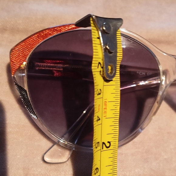 YVES SAINT LAURENT • Vintage 70s YSL "DAMA" Sunglasses - Picture 7 of 10